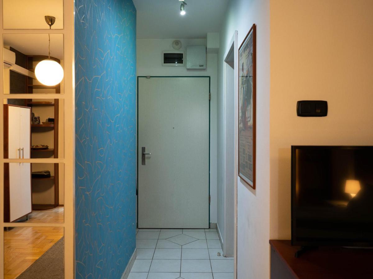 Super Cute Studio With Terrace Next To Gozsdu Passage บูดาเปสต์ ภายนอก รูปภาพ